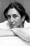 Clara Janés